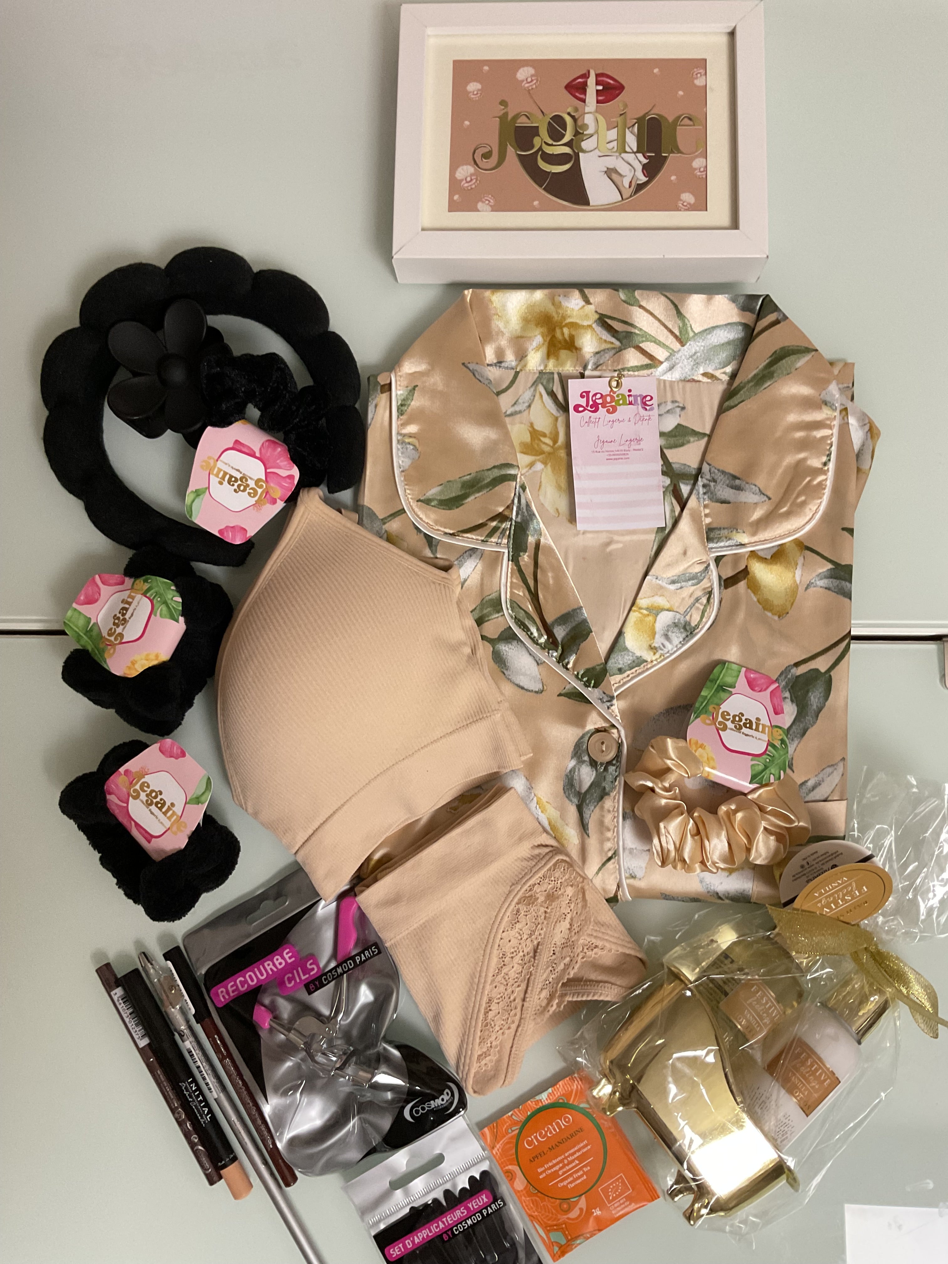 Coffret Pyjama & Beauté – Douce Nuit Florale